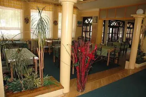 Photo 5 of Hotel Monaco